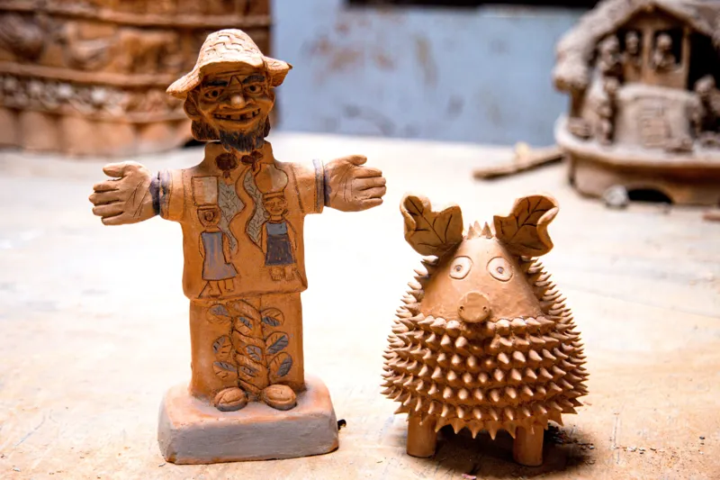 João das Alagoas e a arte de contar histórias por meio do barro