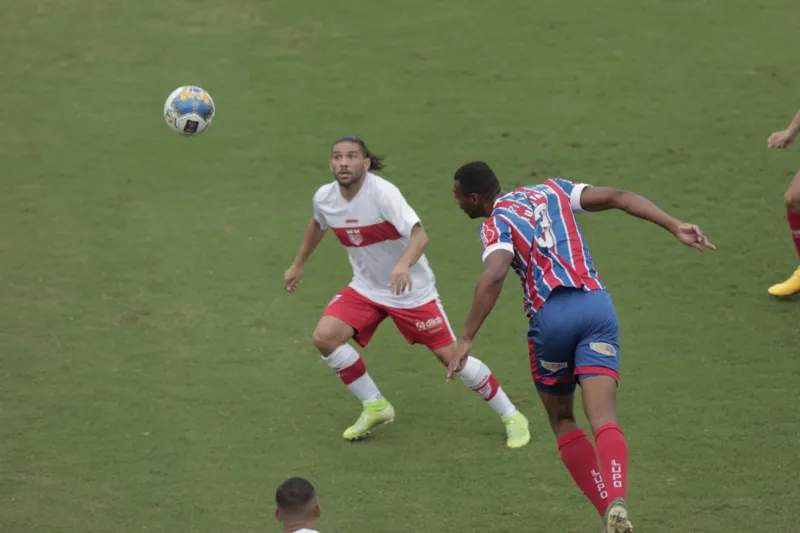 CRB é goleado pelo Bahia, por 4 a 0, e se despede da Copa do Nordeste