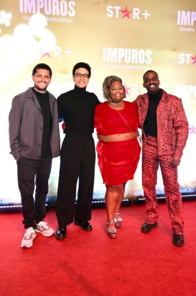 Bruno Gissoni, Sérgio Malheiros, Mc Carol e Raphael Logam