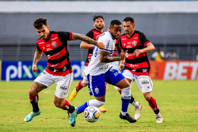Éverton Silva segue como desfalque no CSA