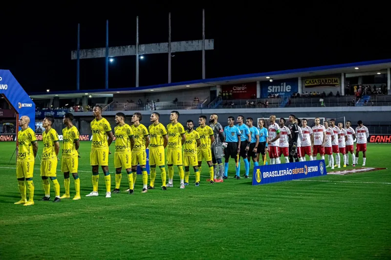 Equipes entraram em campo em situações bem diferentes na tabela