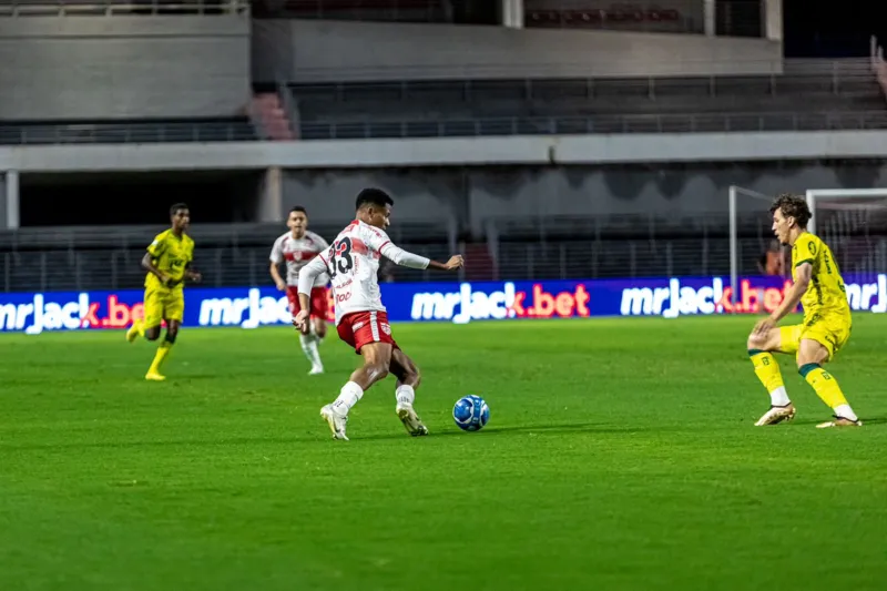 CRB vence o Mirassol e deixa a zona de rebaixamento da Série B: 2x0