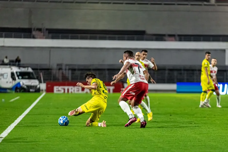 CRB vence o Mirassol e deixa a zona de rebaixamento da Série B: 2x0