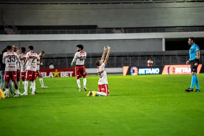 CRB vence o Mirassol e deixa a zona de rebaixamento da Série B: 2x0