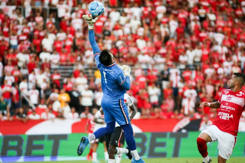 CRB para na retranca e não sai do 0x0 contra o Botafogo-SP no Rei Pelé