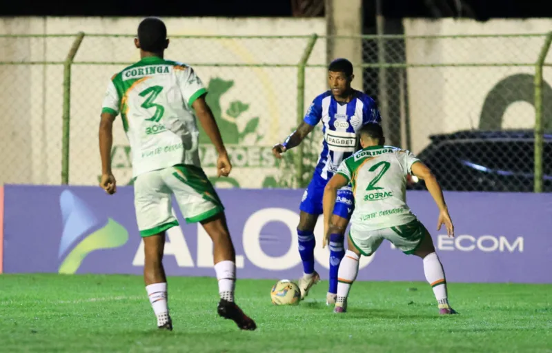 Com time alternativo, CSA vence o Coruripe na estreia da Copa AL
