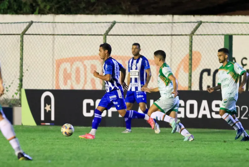 Com time alternativo, CSA vence o Coruripe na estreia da Copa AL