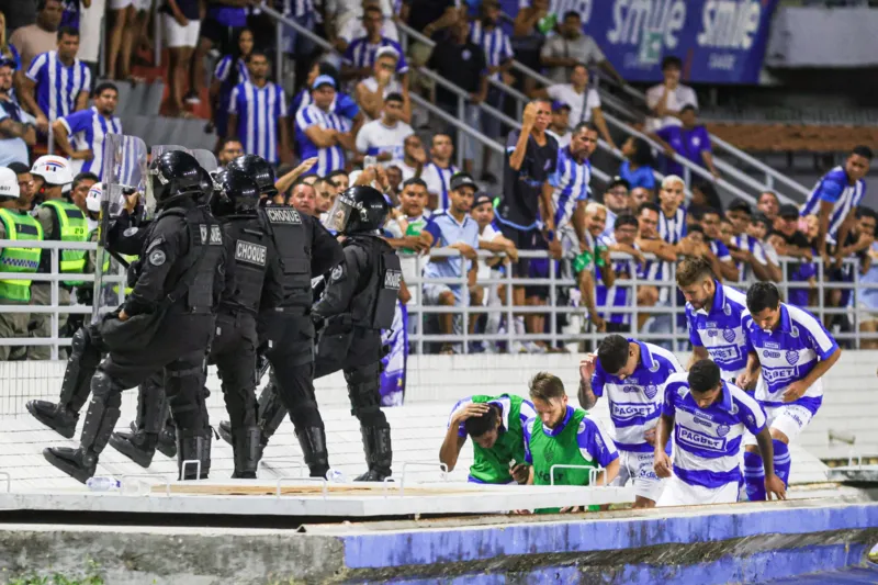Saída do CSA foi conturbada