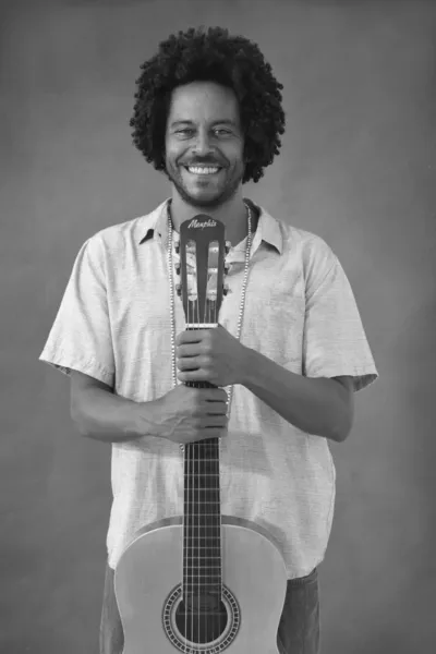 Luiz de Assis, artista homenageado