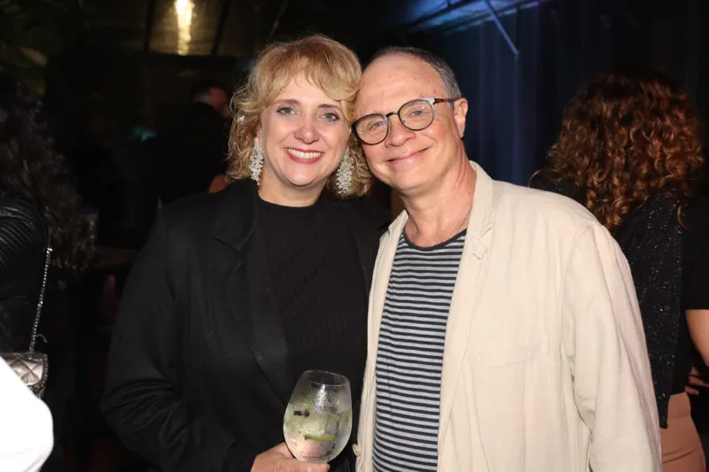 Letícia Isnard e Isaac Bernat