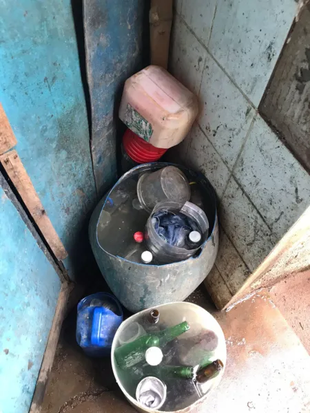 Fiscais da Vigilância Sanitária identificaram várias irregularidades no local