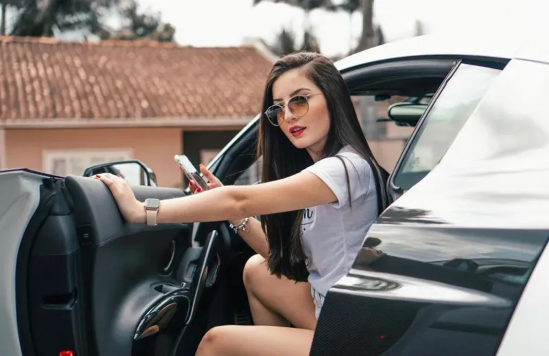 Mikaela Gomes