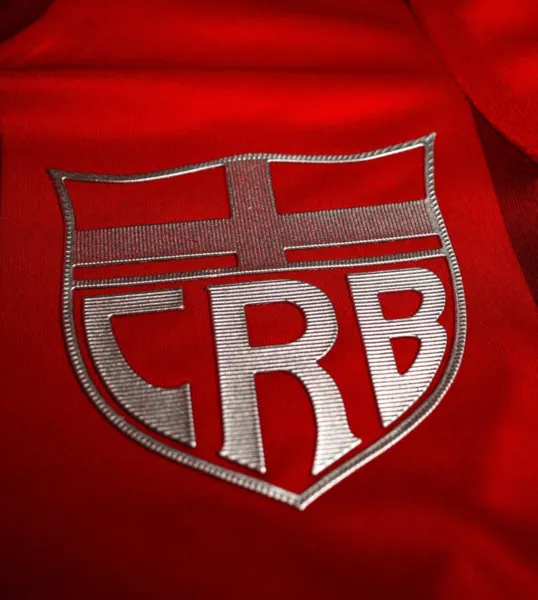 CRB antecipa lançamento de novo uniforme após vazamento na internet