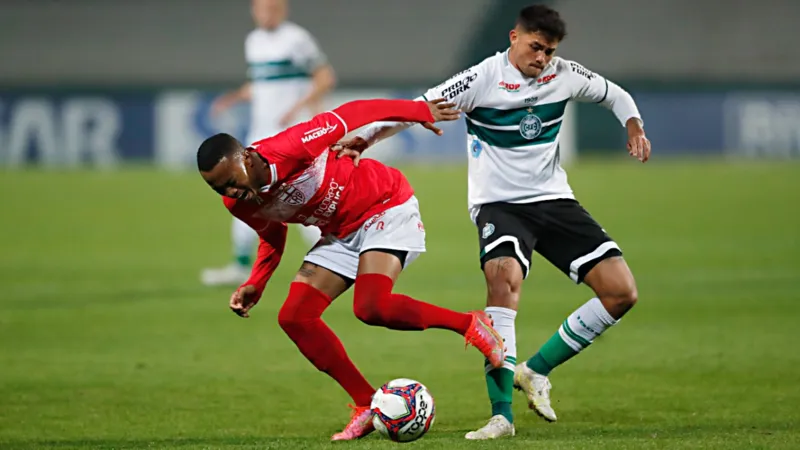 CRB e Coritiba são os dois melhores visitantes da Segundona