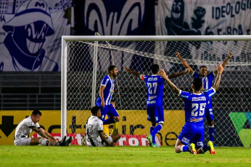 Das 18 vitórias do CSA na Série B, 10 aconteceram no segundo turno