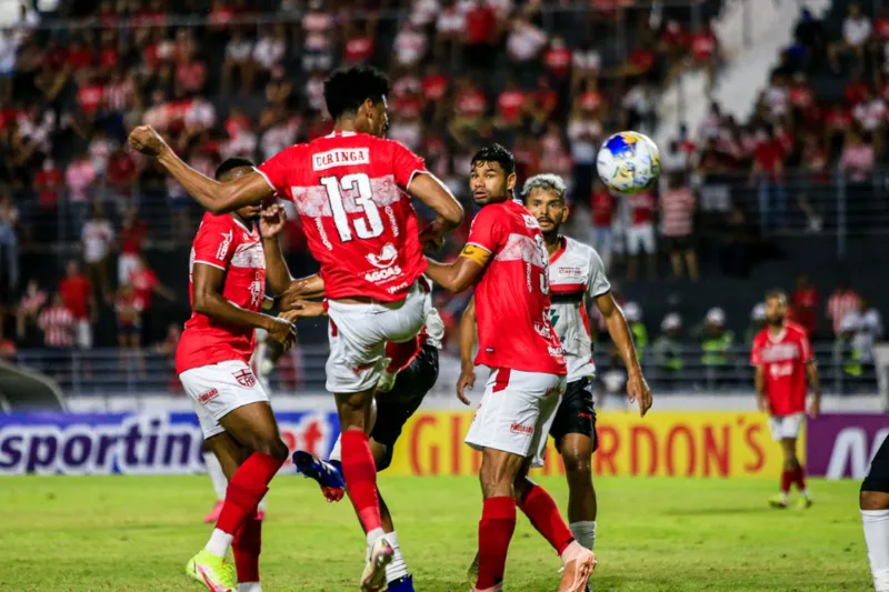 CRB bate o Moto Club por 2 a 0 e garante vaga na Copa do Nordeste 2022