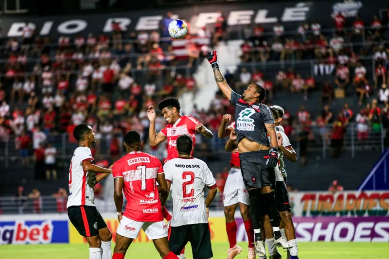 CRB bate o Moto Club por 2 a 0 e garante vaga na Copa do Nordeste 2022