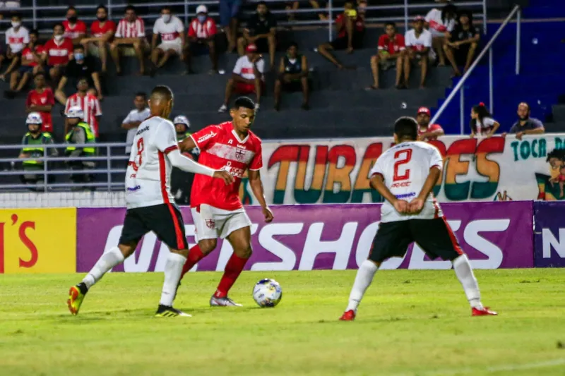 CRB bate o Moto Club por 2 a 0 e garante vaga na Copa do Nordeste 2022