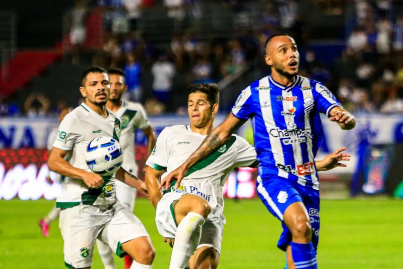 CSA goleia o Altos em Maceió e vai encarar o Sport nas quartas de final da Copa do NE: 3 a 0