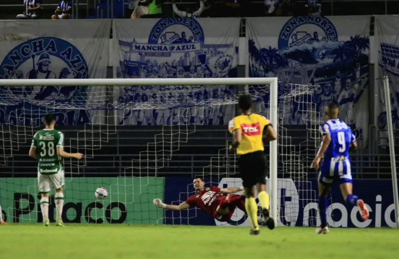 Lance do gol de Rodrigo Rodrigues