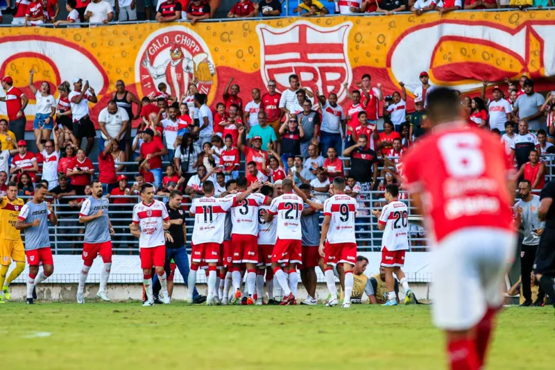 CRB vem de resultado positivo pela Copa do Nordeste e quer manter bom momento no Estadual