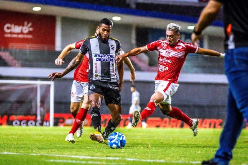 CRB empata com ABC no final, mas segue sem vencer na Série B: 1 a 1