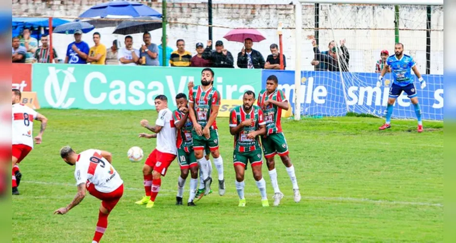 Na edição de 2020 do Alagoano, Tricolorido e Galo empataram em 1 a 1 no Juca Sampaio