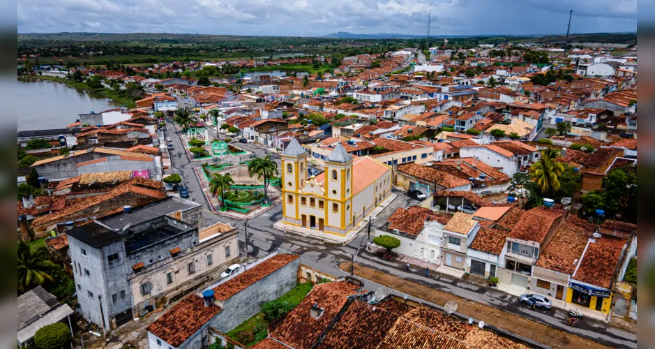 Do litoral ao sertão de Alagoas, obra esmiúça dados e informações sobre os 102 municípios de AL