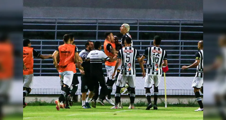 Palco do primeiro jogo da final, recebeu goleada do Alvinegro por 4 a 1