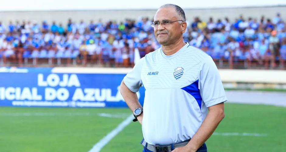 Técnico responsável pelo acesso à Série C, Oliveira Canindé teve o trabalho mais longo dos últimos anos
