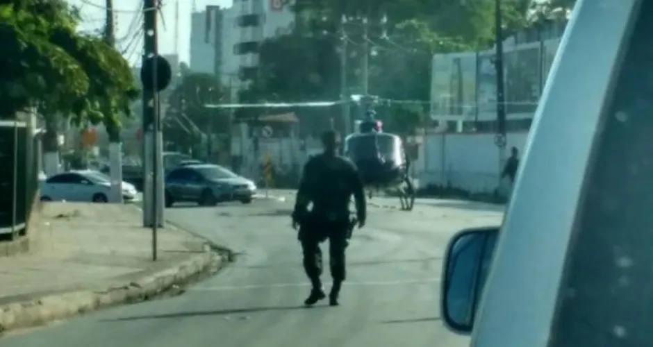 Imagem ilustrativa da imagem Polícias e Força Nacional realizam operação em diversos bairros de Maceió