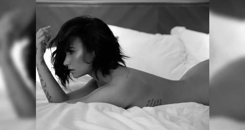 Imagem ilustrativa da imagem Demi Lovato posta fotos sem roupa para promover seu novo single