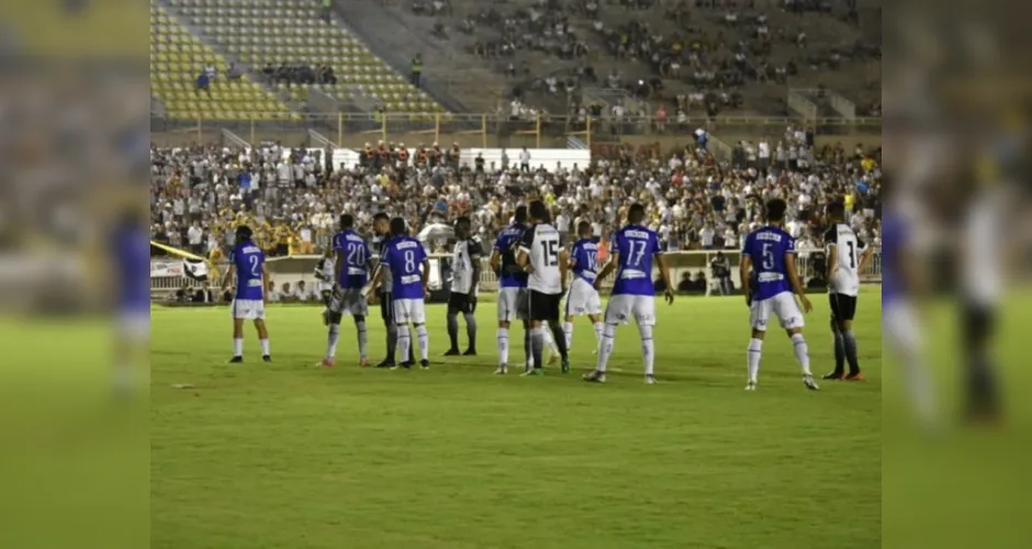 Imagem ilustrativa da imagem CSA perde para Botafogo-PB por 3x1 e está eliminado da Copa do Nordeste