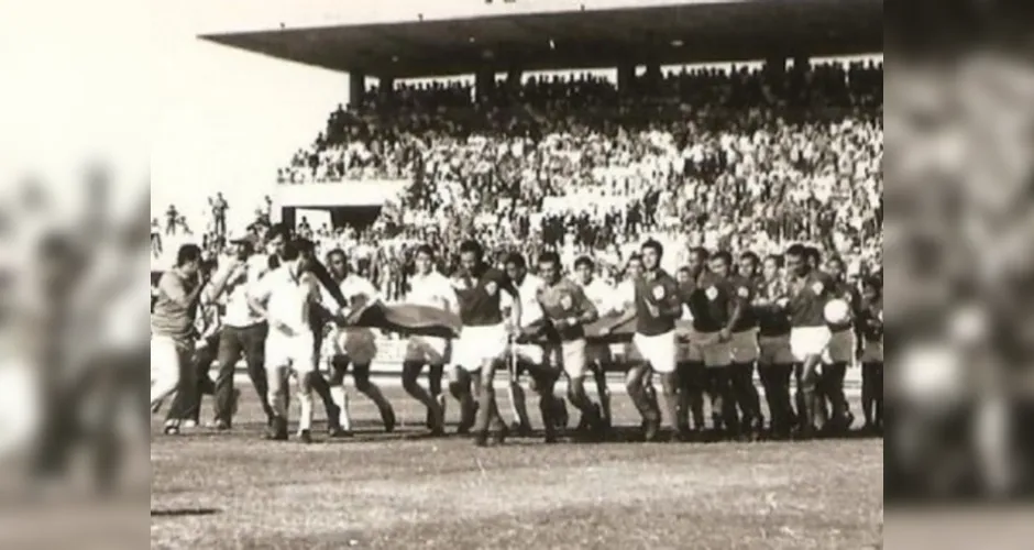Imagem ilustrativa da imagem Em 49 anos, Estádio Rei Pelé teve redução de 66% de sua capacidade de público