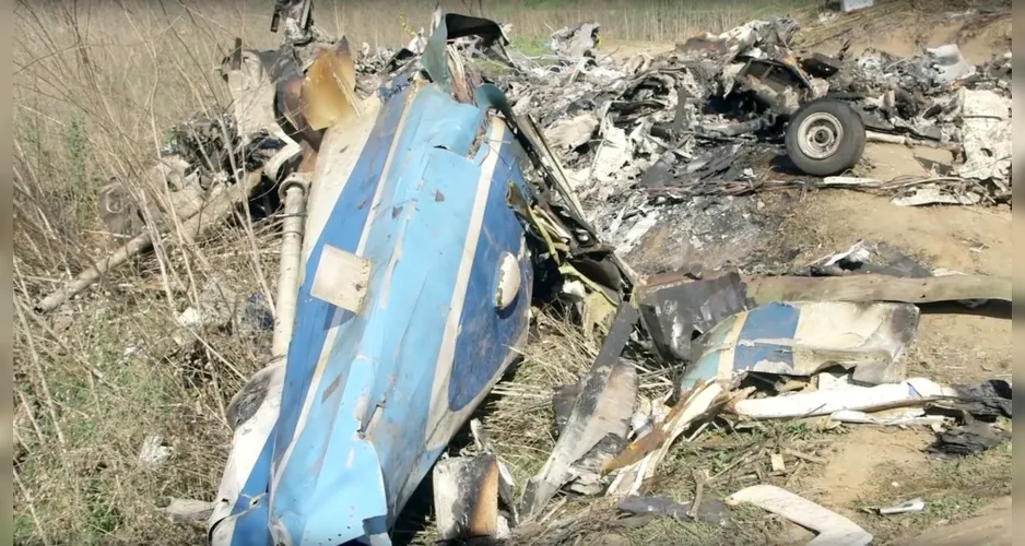 Destroços do helicóptero de Kobe Bryant após o acidente na Califórnia