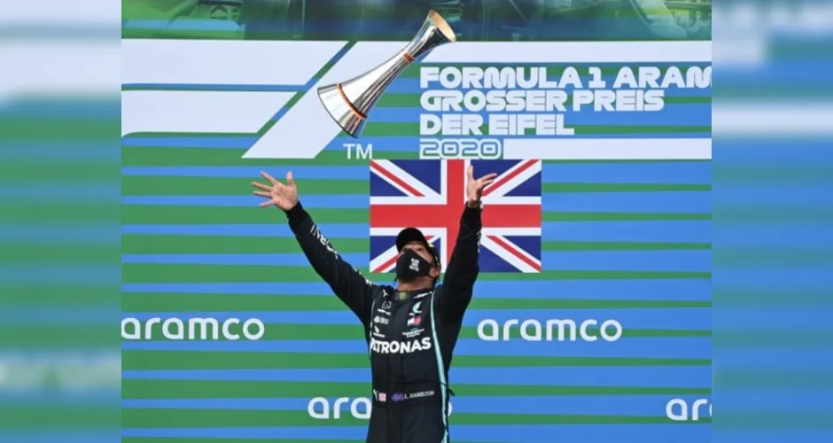 Imagem ilustrativa da imagem Hamilton vence GP de Eifel e iguala recorde de Schumacher na F1