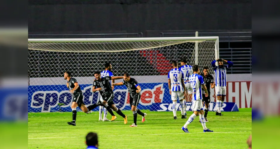 Na estreia contra o Treze, CSA tomou gol aos 42' do segundo tempo