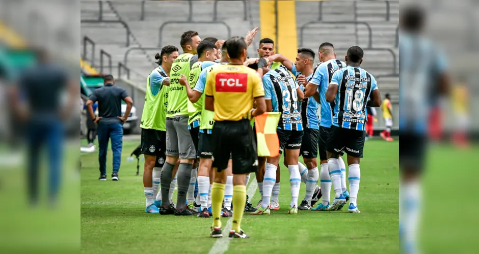 Grêmio abriu o placar nos primeiros 15 minutos