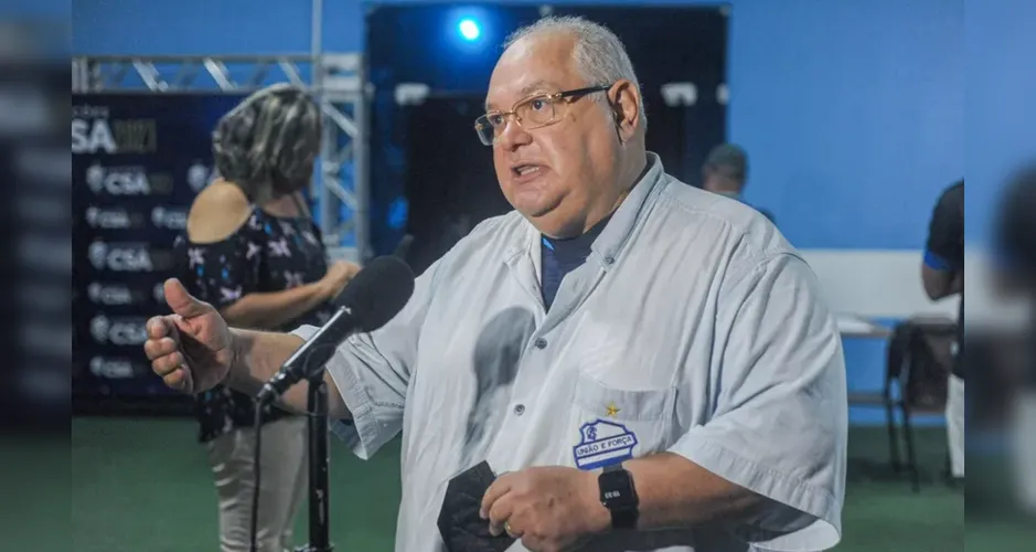 Omar Coelho fez duras críticas ao presidente do Conselho Deliberativo azulino