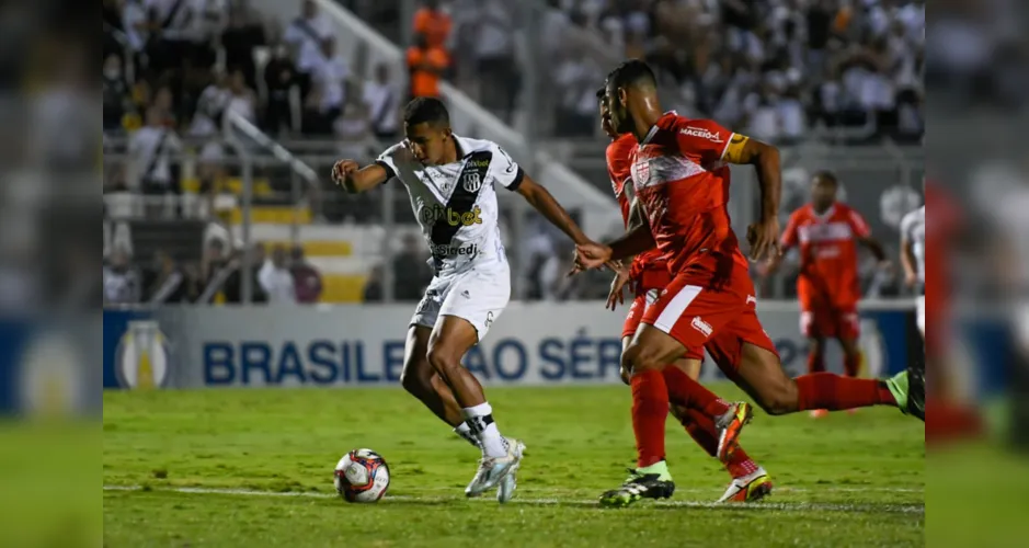 CRB deixou a desejar e acabou perdendo para a Macaca por 1 a 0: Léo Naldi marcou o gol da vitória