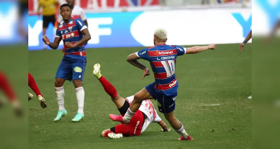 Imagem ilustrativa da imagem No Castelão, CRB sofre a virada do Fortaleza, no jogo de ida pela Copa do Brasil: 2 a 1