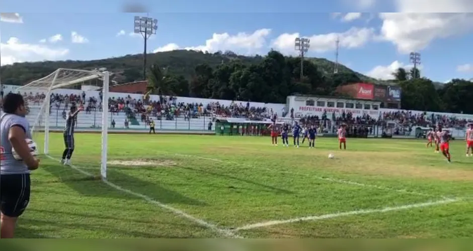 Imagem ilustrativa da imagem Na prévia de duelo pelo Alagoano, o Tricolorido CSE vence Aliança na Copa AL: 3 a 1