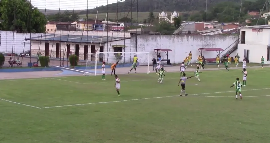 Lance do gol de Vinícius para o FF Sport Atalaiense contra o Coruripe