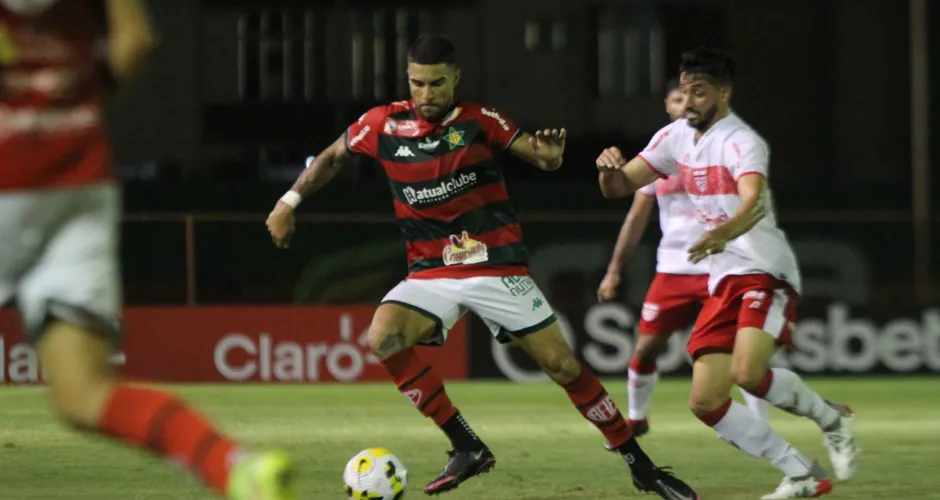 CRB joga muito mal e é eliminado pela Portuguesa-RJ na Copa do Brasil