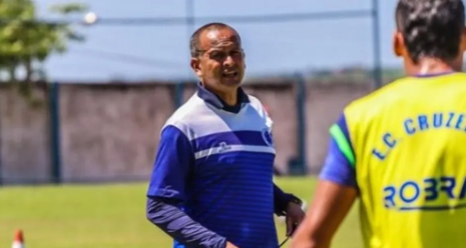 Cruzeiro tem o experiente Jaelson Marcelo no comando técnico