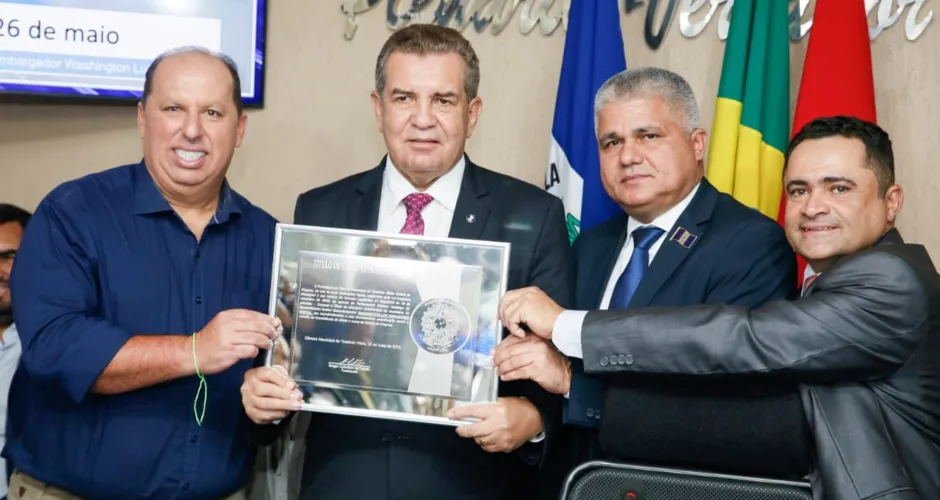 Washington Luiz recebe título de Cidadão Honorário de Teotônio Vilela