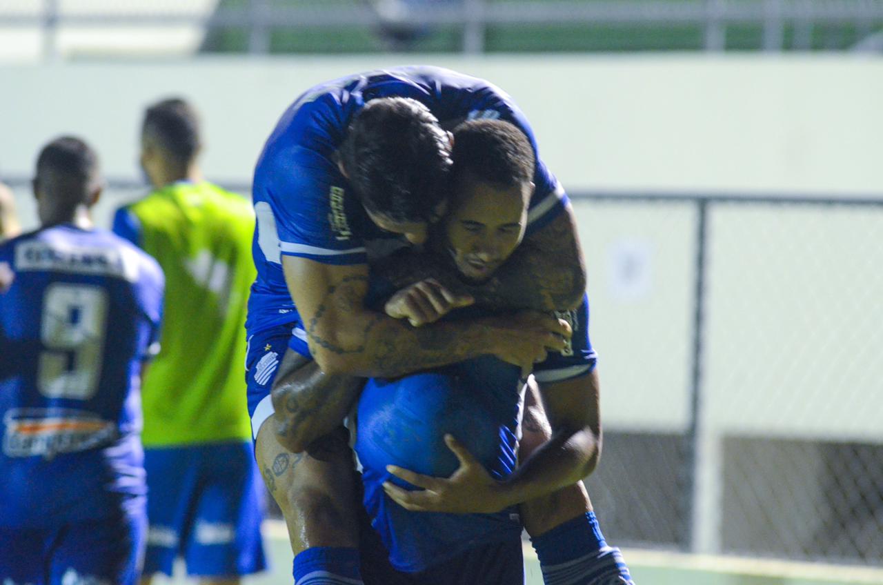 No finalzinho da partida, CSA cede empate ao Confiança: 2 a 2