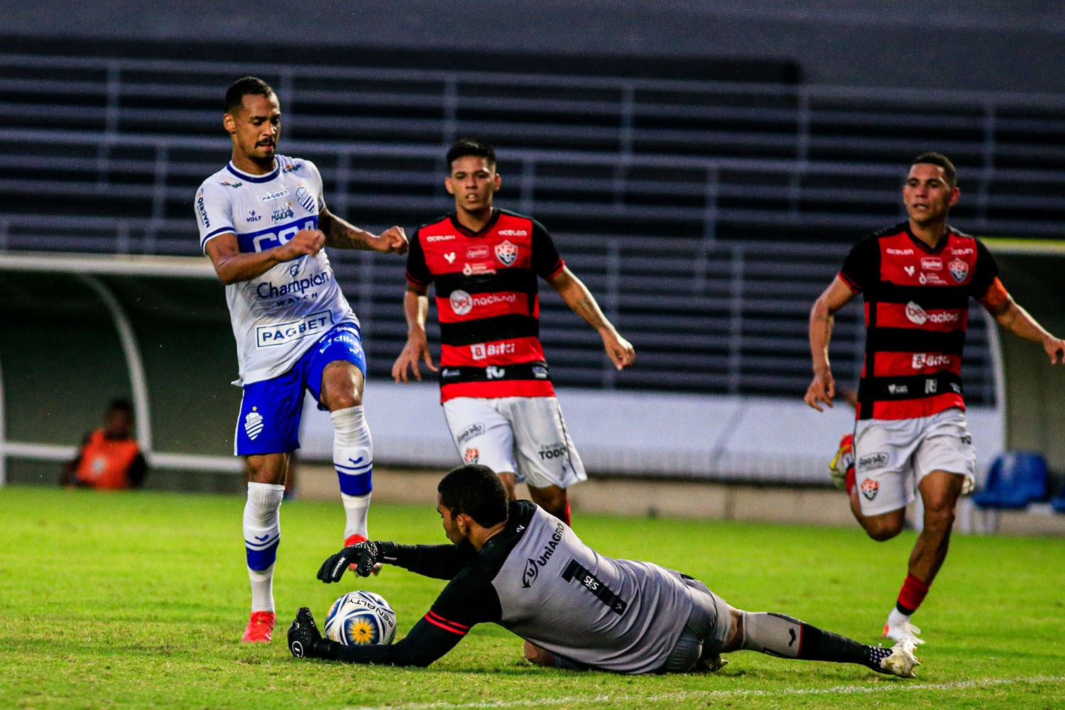 CSA joga bem, bate o Vitória e lidera Grupo B da Copa do Nordeste: 3x1