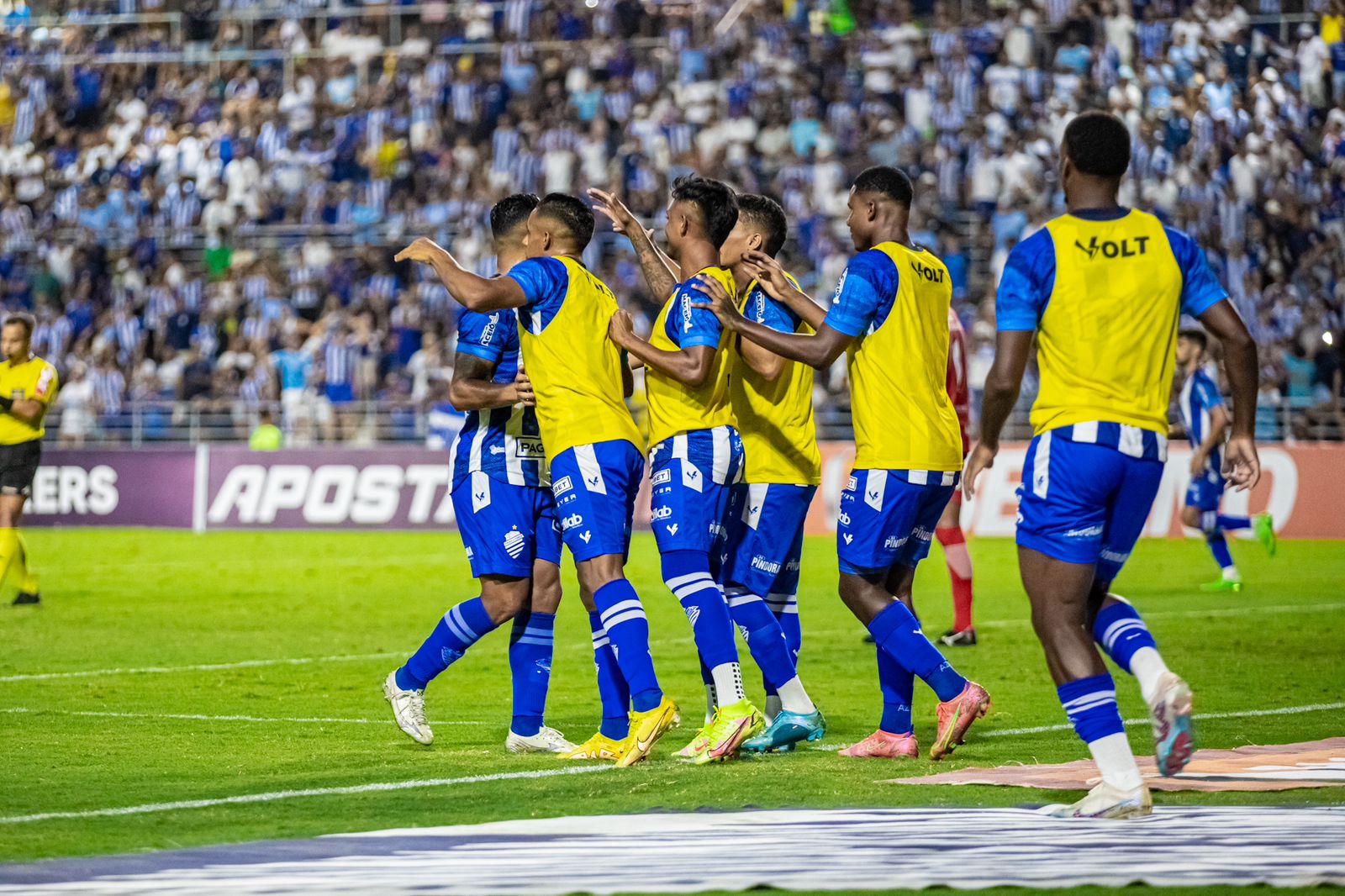De virada, CSA vence o Manaus e volta ao G8 da Série C: 2 a 1