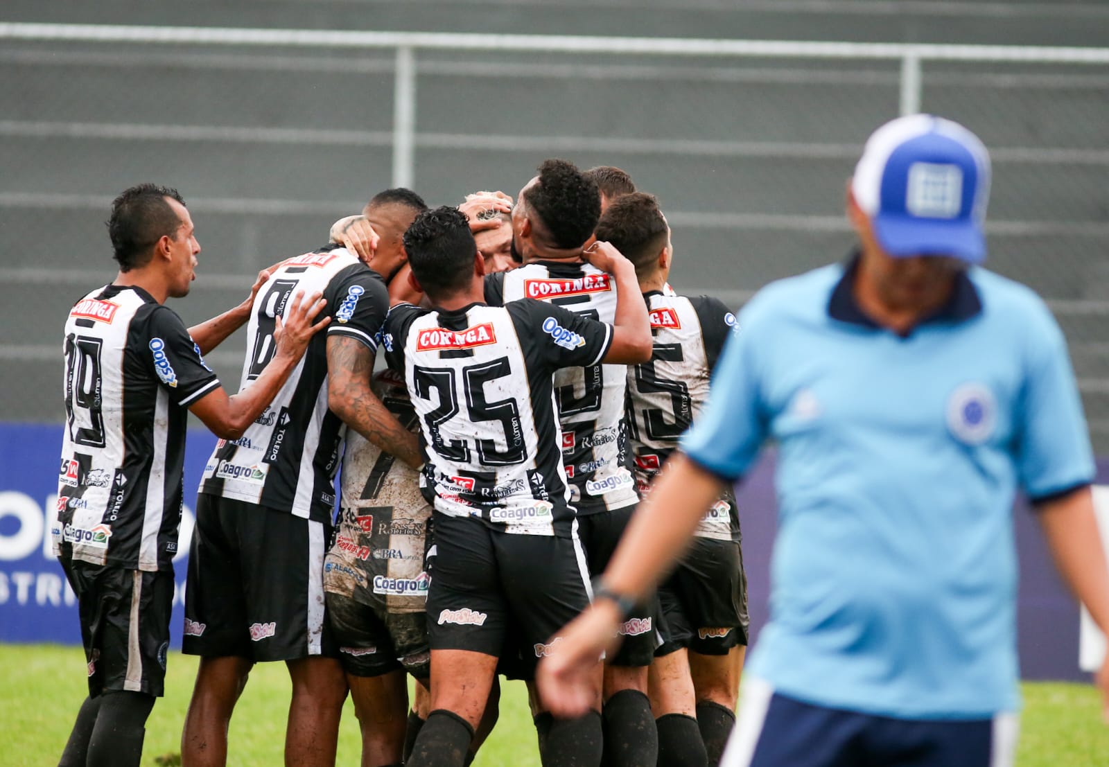 ASA abriu o placar com gol de pênalti de Júnior Viçosa